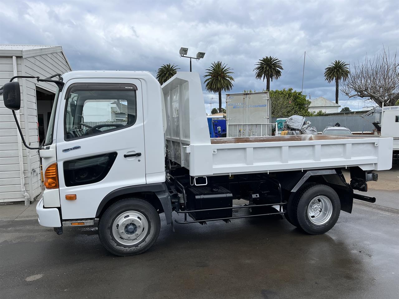 2012 Hino Ranger