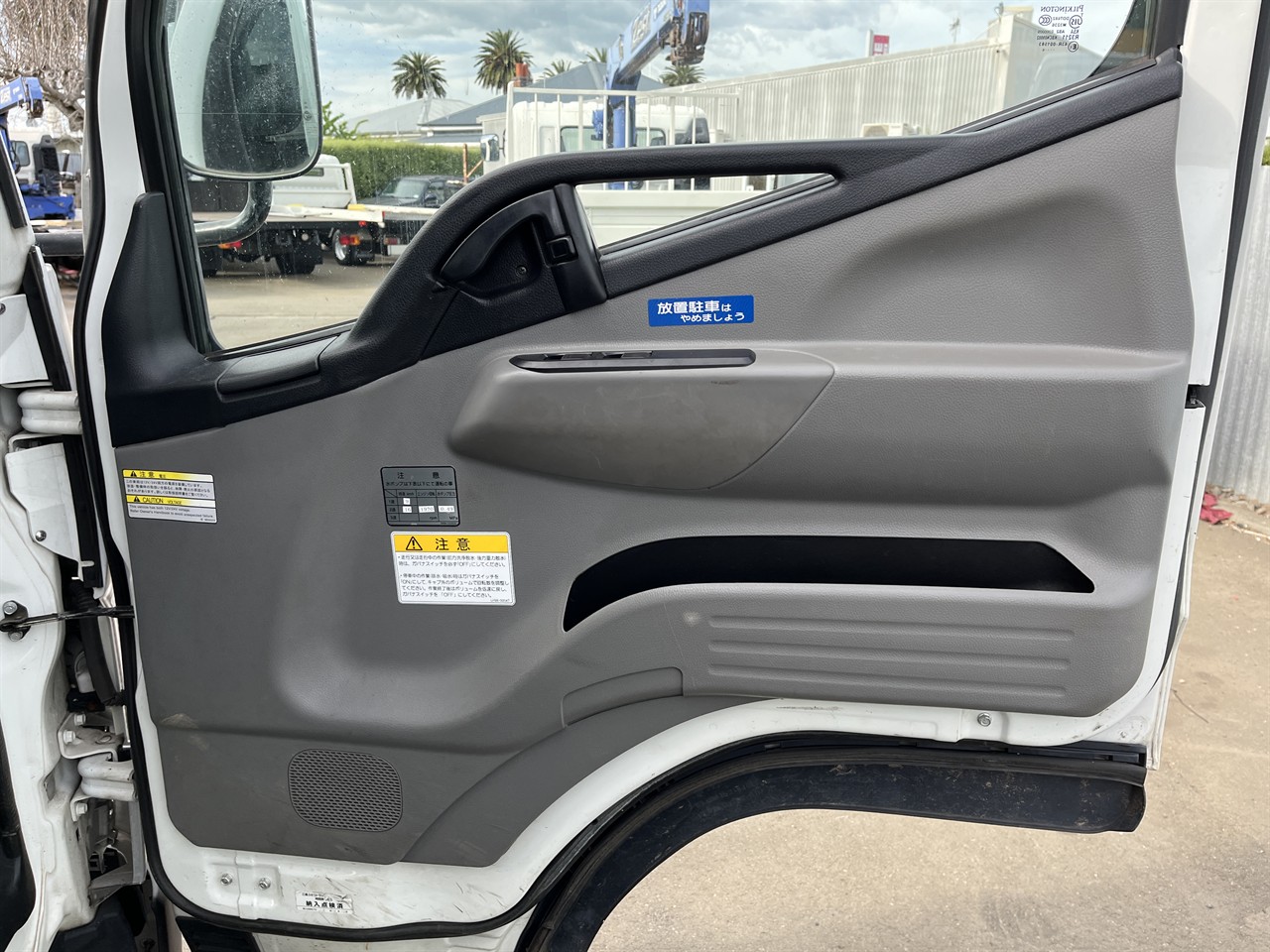 2016 FUSO Canter