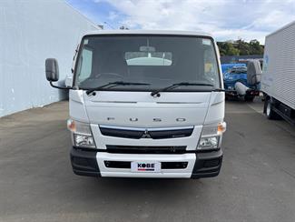 2016 FUSO Canter - Thumbnail