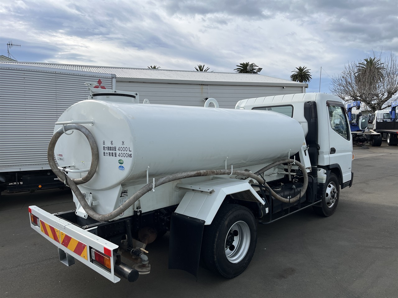 2016 FUSO Canter