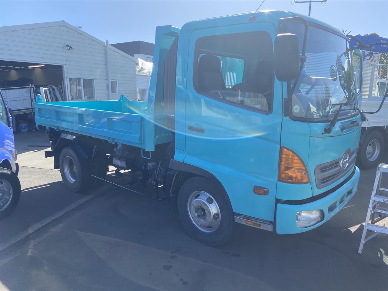 2008 Hino Ranger