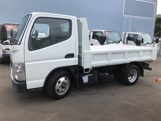 2013 Mitsubishi Canter - Thumbnail