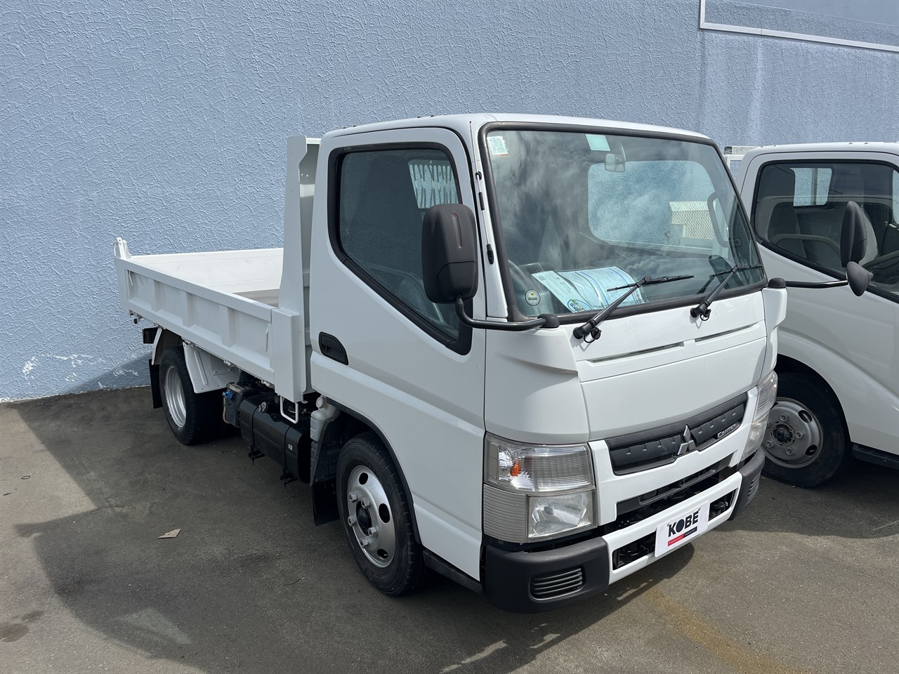 2012 Mitsubishi Canter