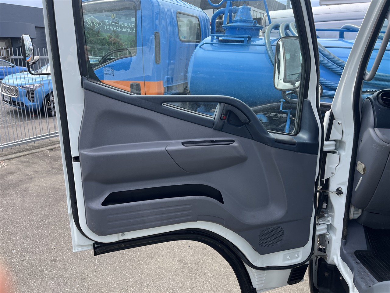 2012 Mitsubishi Canter