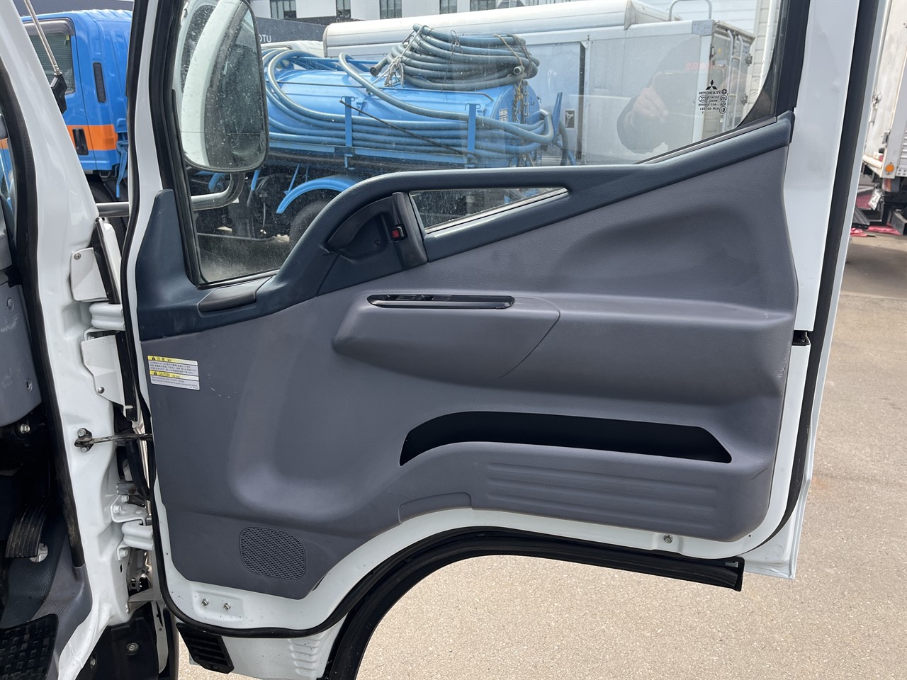 2012 Mitsubishi Canter