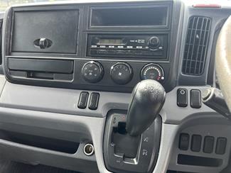 2012 Mitsubishi Canter - Thumbnail