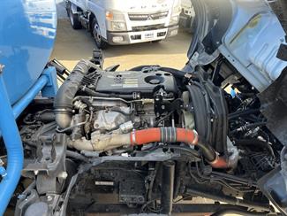 2017 Isuzu ELF - Thumbnail