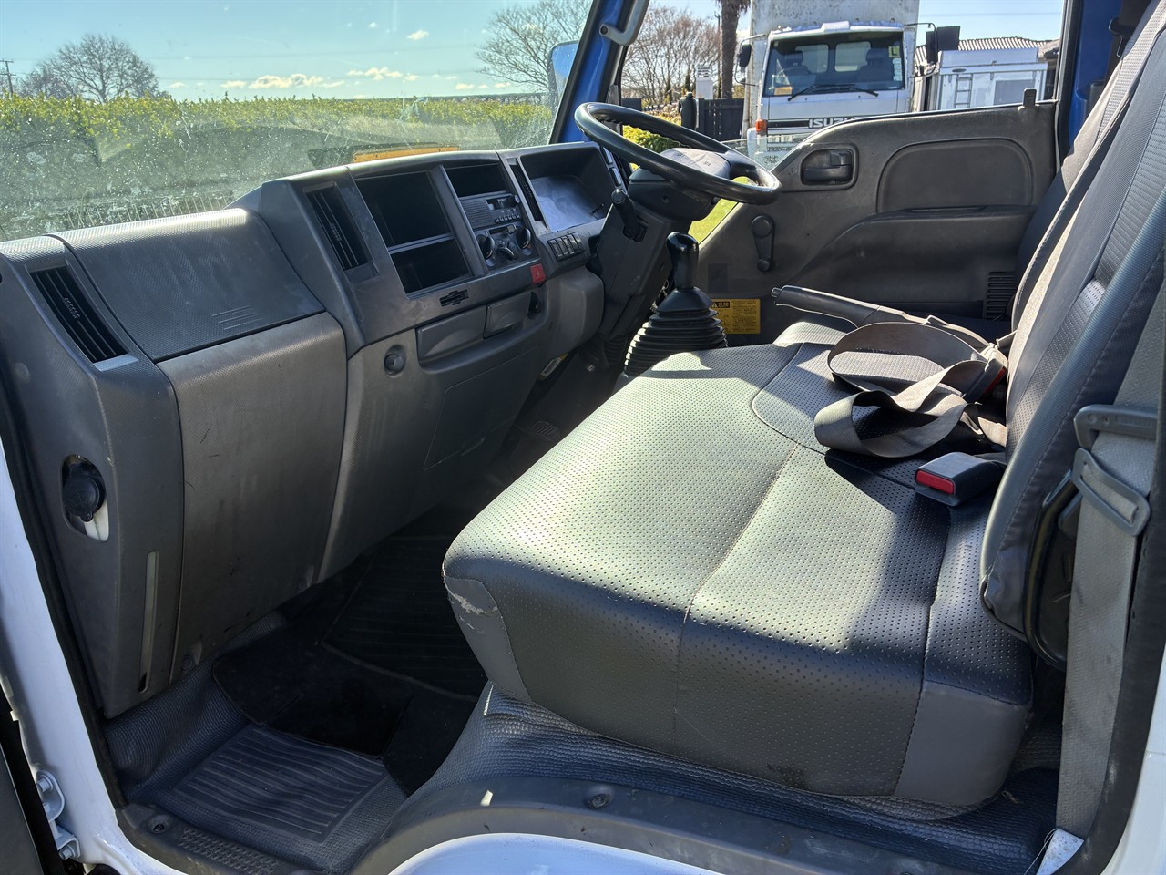 2014 Isuzu ELF