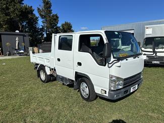 2014 Isuzu ELF - Thumbnail