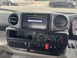 2015 Hino Dutro - Thumbnail