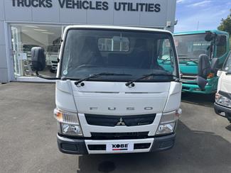 2015 Mitsubishi Canter - Thumbnail