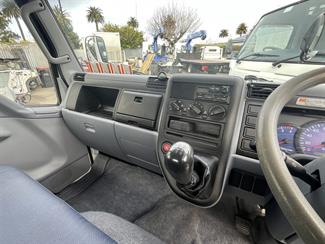 2008 Mitsubishi Canter - Thumbnail