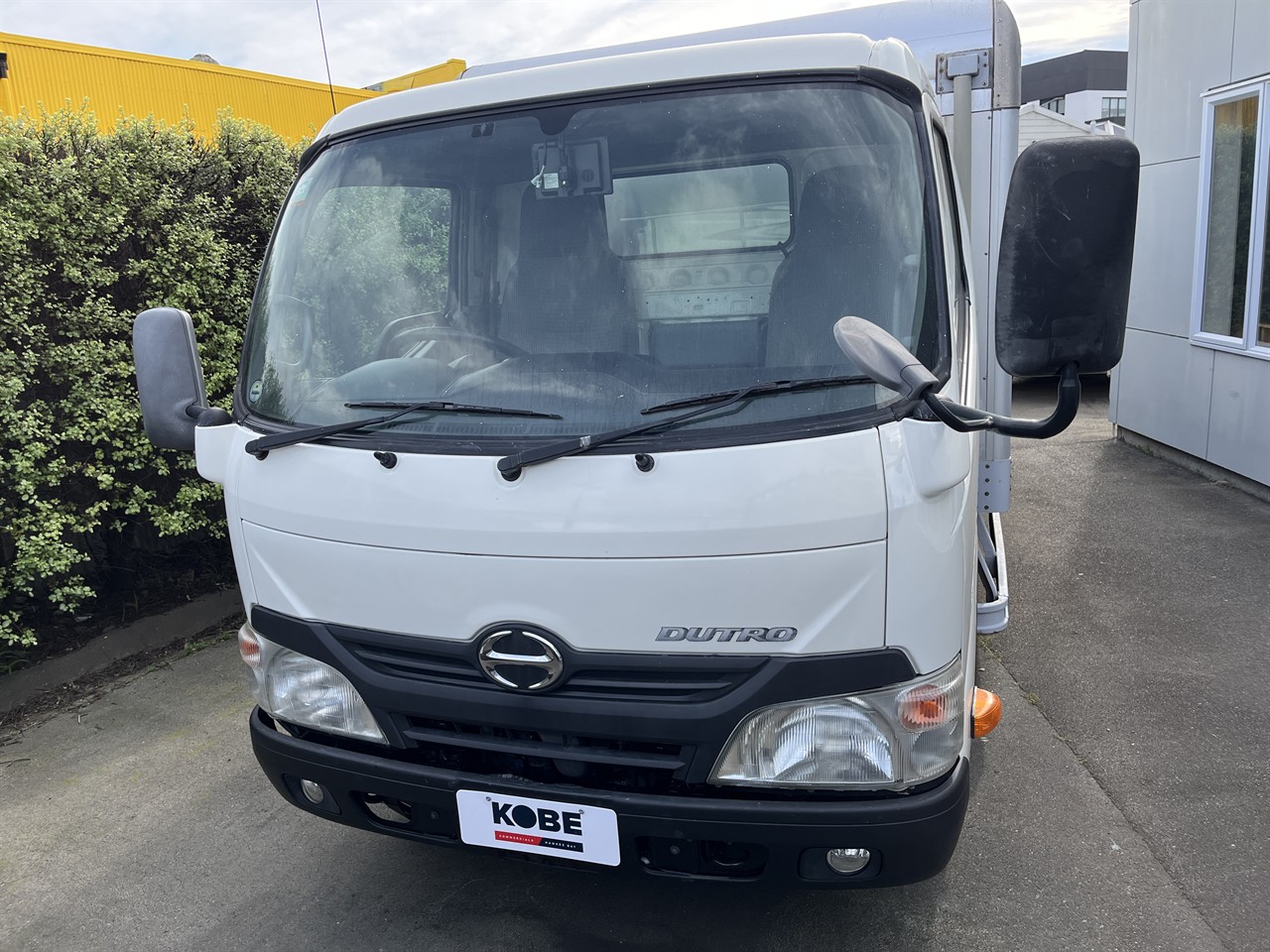 2012 Hino Dutro
