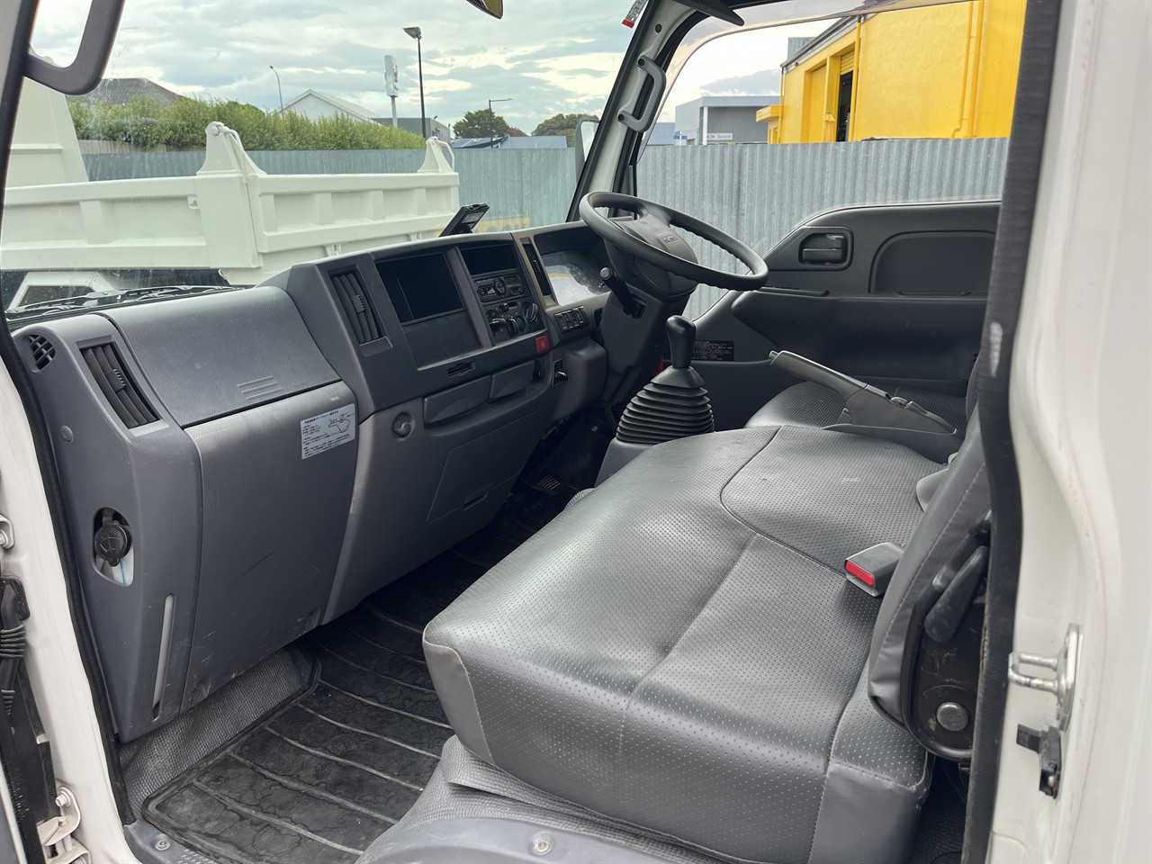 2018 Isuzu ELF