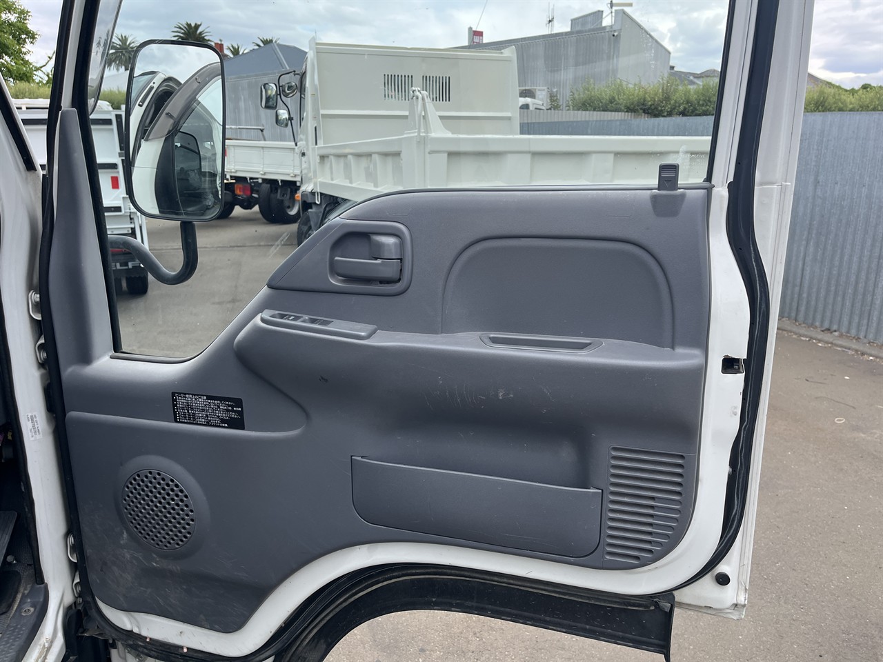 2018 Isuzu ELF