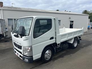 2012 Mitsubishi Canter - Thumbnail