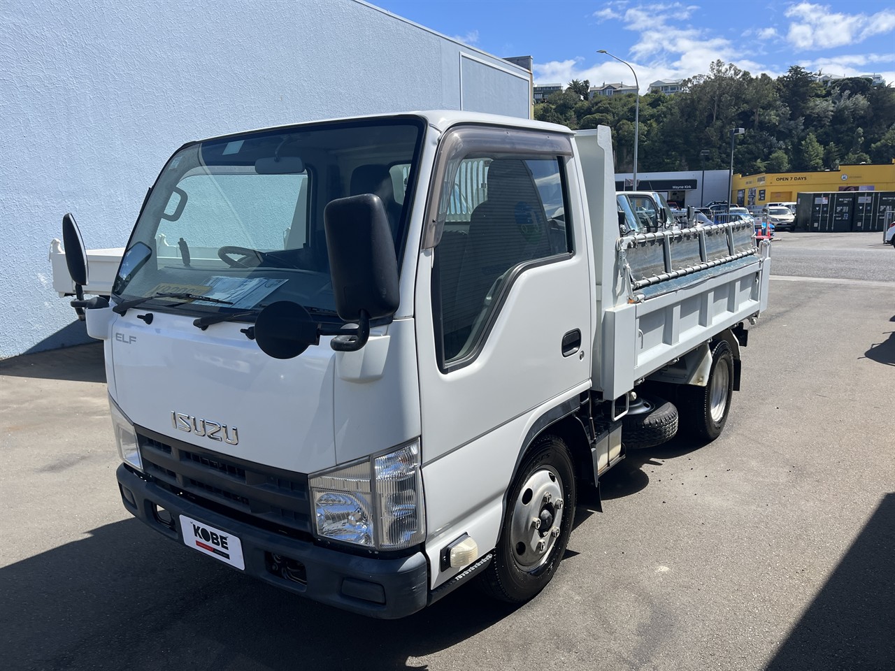 2013 Isuzu ELF