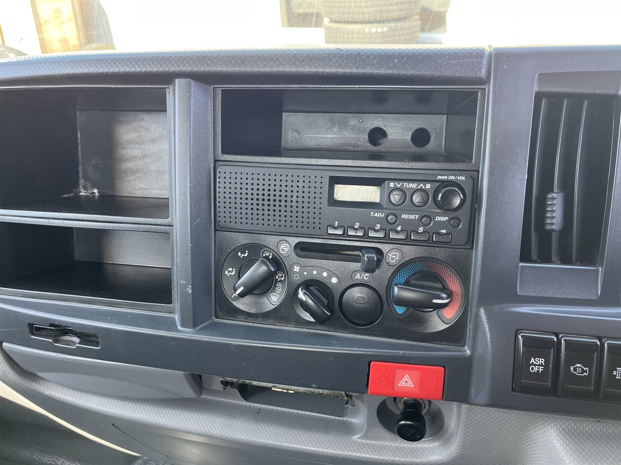 2013 Isuzu ELF