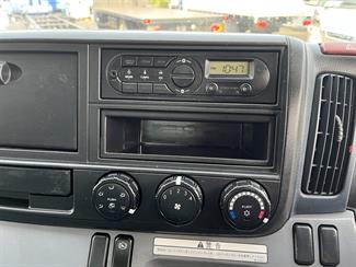 2016 Mitsubishi Canter - Thumbnail