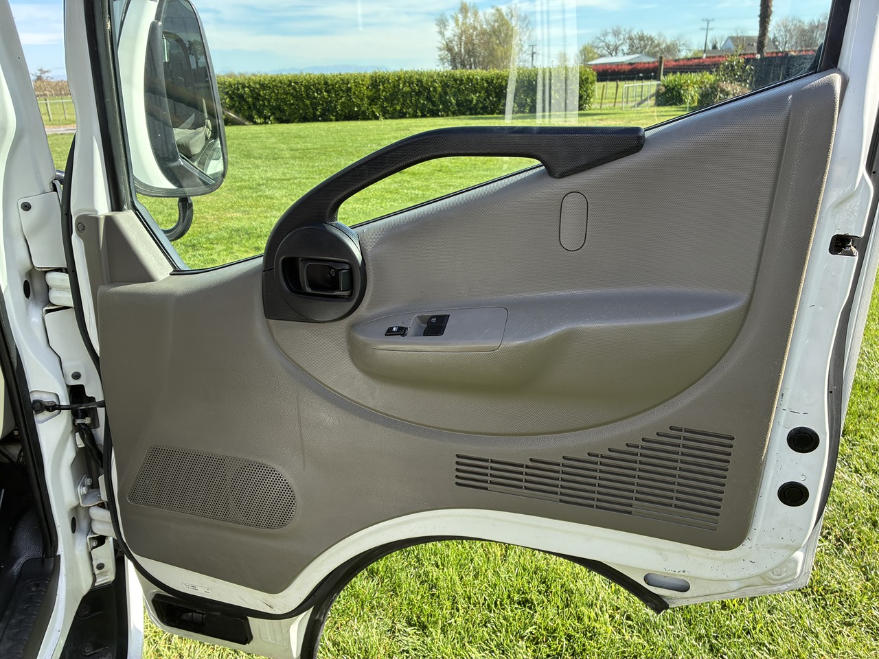 2007 Nissan Atlas
