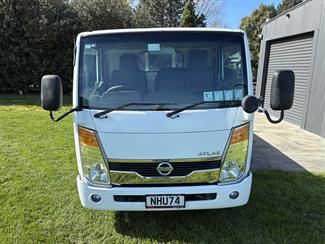 2007 Nissan Atlas - Thumbnail