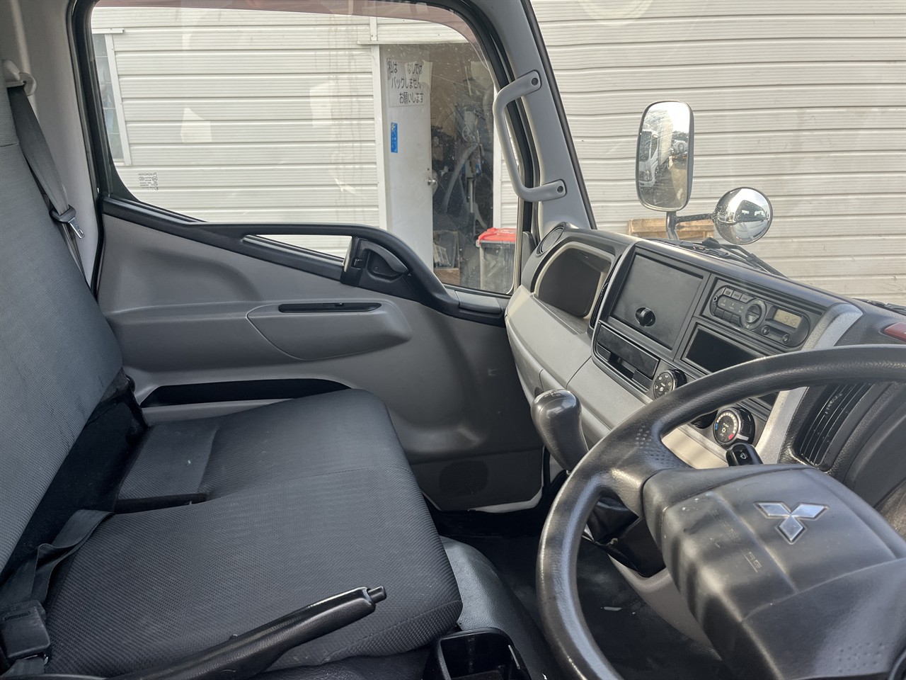 2017 Mitsubishi (Fuso) Canter