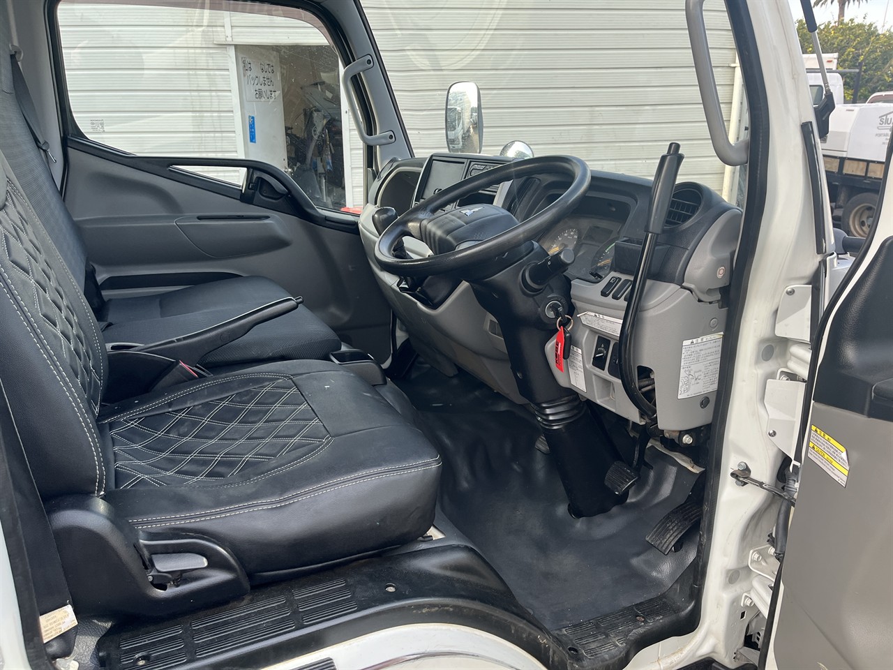 2017 Mitsubishi (Fuso) Canter