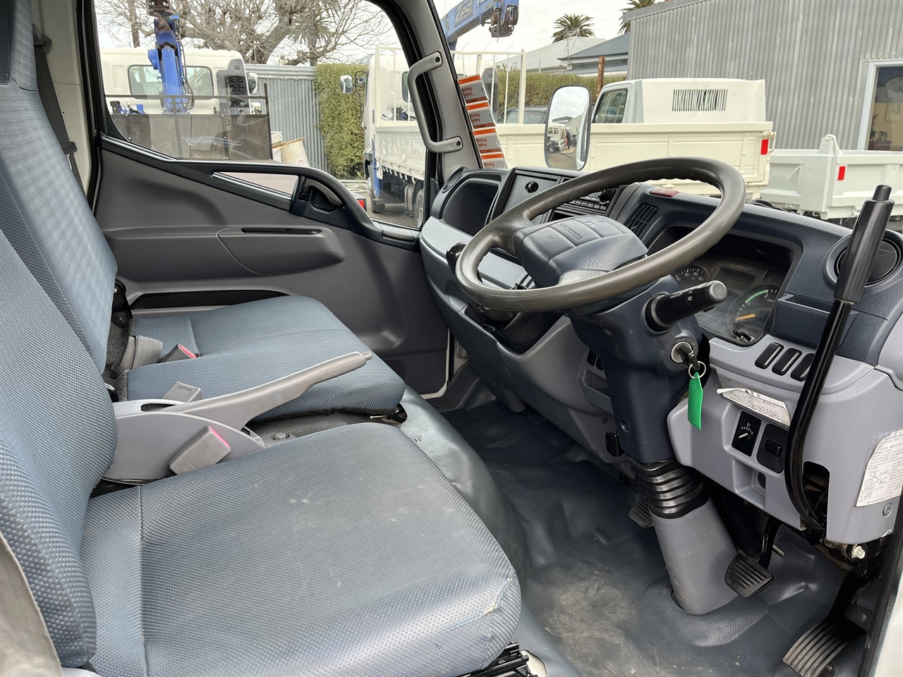 2013 Mitsubishi Canter