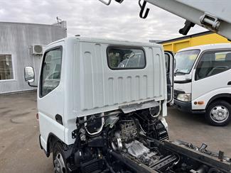 2013 Mitsubishi Canter - Thumbnail