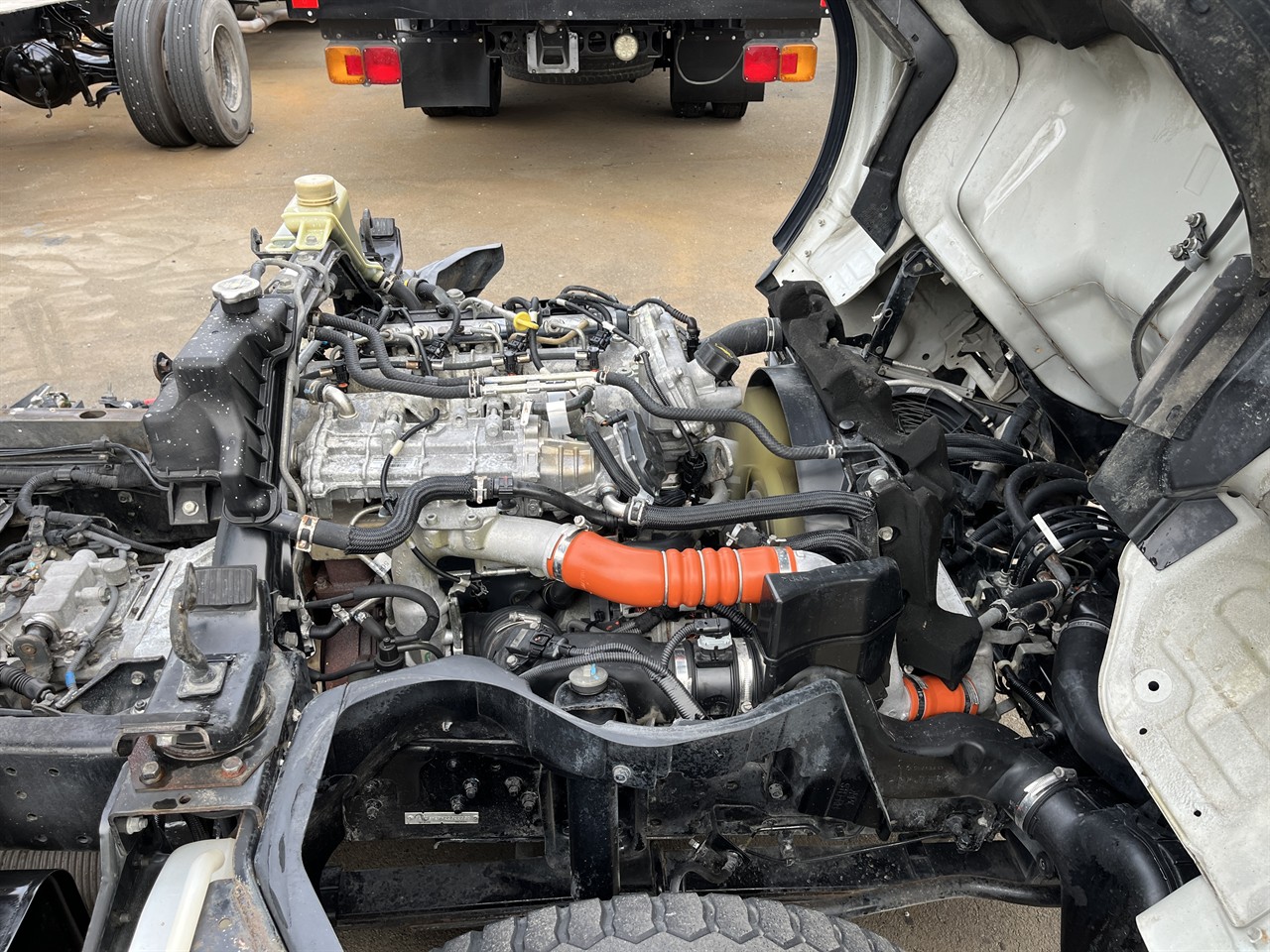2013 Mitsubishi Canter