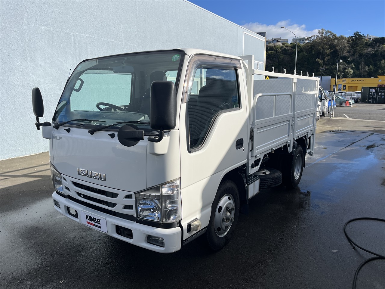 2019 Isuzu ELF