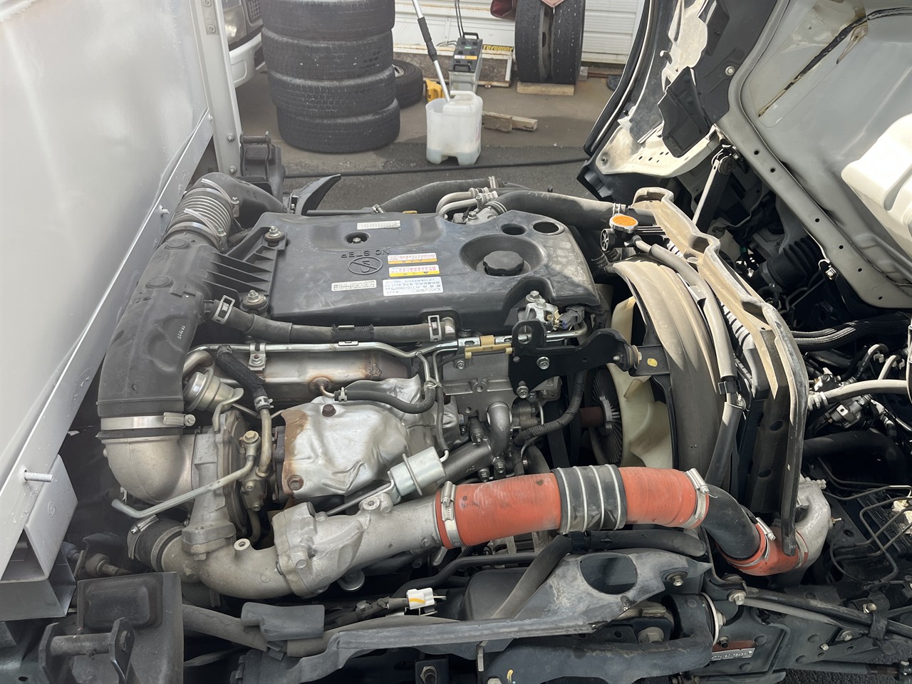 2019 Isuzu ELF