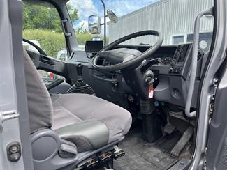 2013 Isuzu Forward - Thumbnail