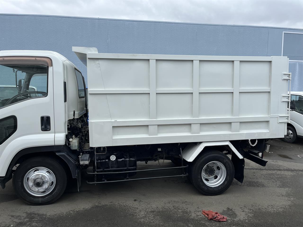 2012 Isuzu Forward