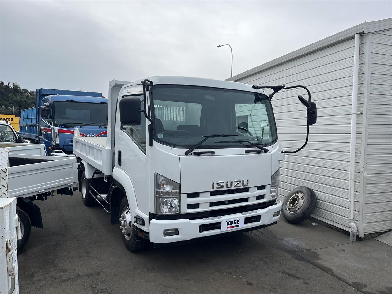 2013 Isuzu Forward