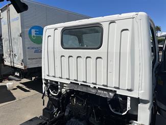 2015 FUSO Canter - Thumbnail