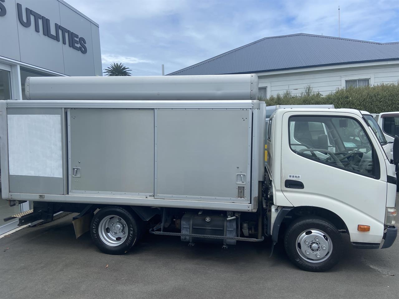 2011 Toyota Dyna